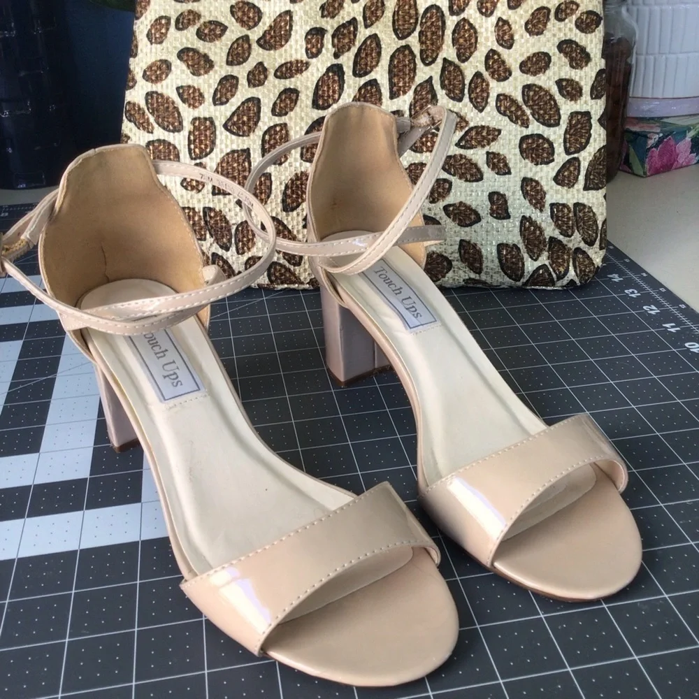 Summer Strappy Heel Peep Toe Sandals size 7.5